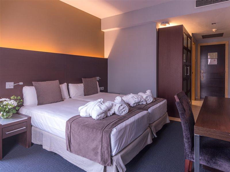 Hotel Madanis L’Hospitalet de Llobregat