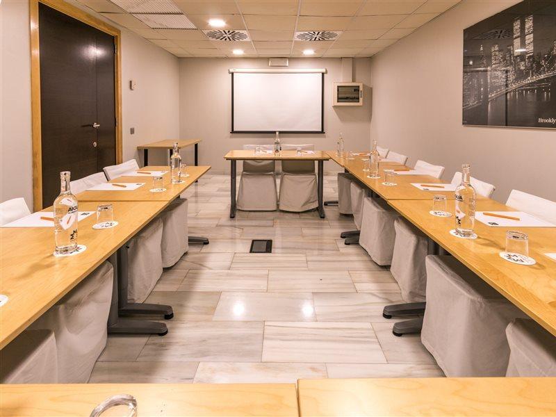 Madanis 4* L’Hospitalet de Llobregat