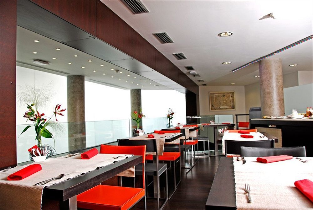 Madanis Hotel L’Hospitalet de Llobregat